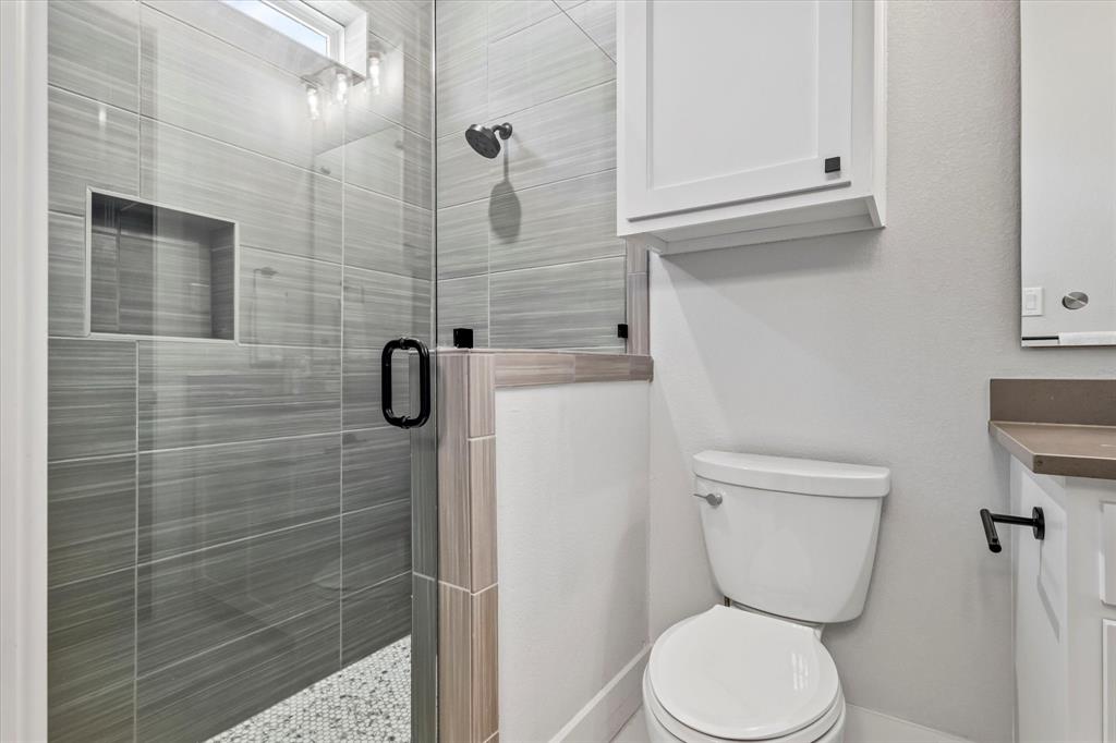 SOUTHLAKE MANORS - Residential