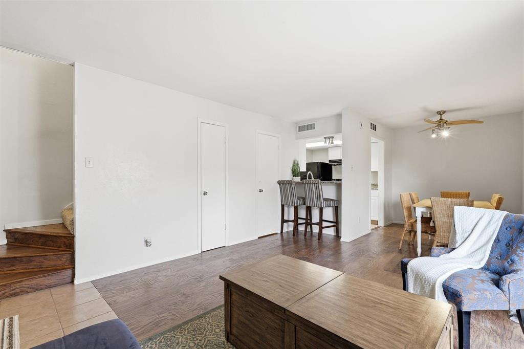 Las Colonitas Condo - Residential