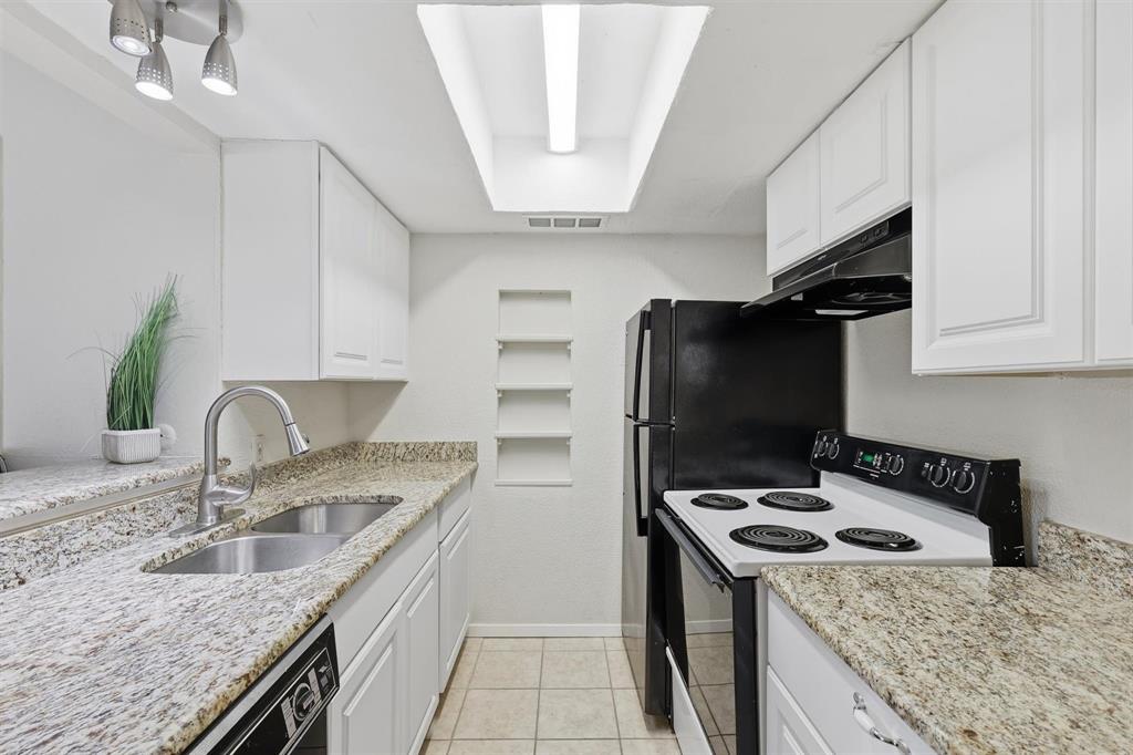 Las Colonitas Condo - Residential