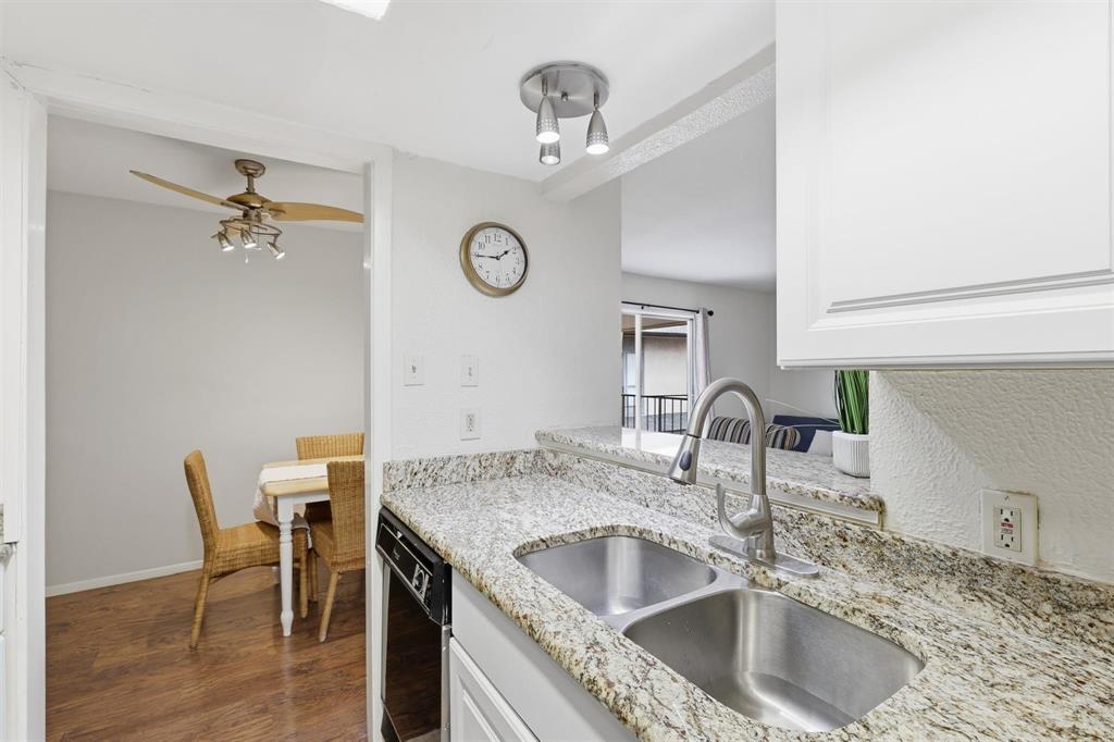 Las Colonitas Condo - Residential