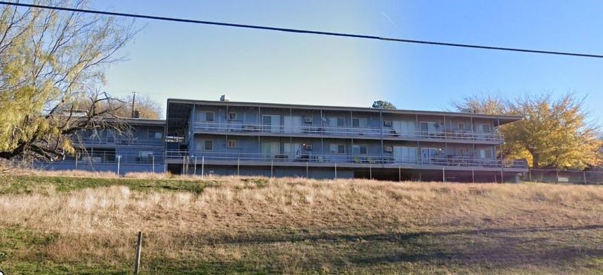 Villa Capri Apartments
??ALL BILLS PAID??

Looking for a fresh start? Our Second Chance Leasing Apartments offer the perfect opportunity to rebuild and thrive in a supportive community. Enjoy modern amenities, spacious floor plans, and flexible leasing options designed to fit your needs. Whether you have a less-than-perfect rental history or are looking for a new beginning, we welcome you with open arms. Apply today and discover your new home!