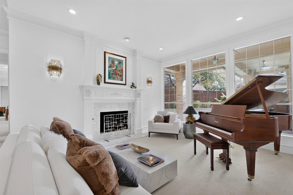 4536 Briar Oaks Circle