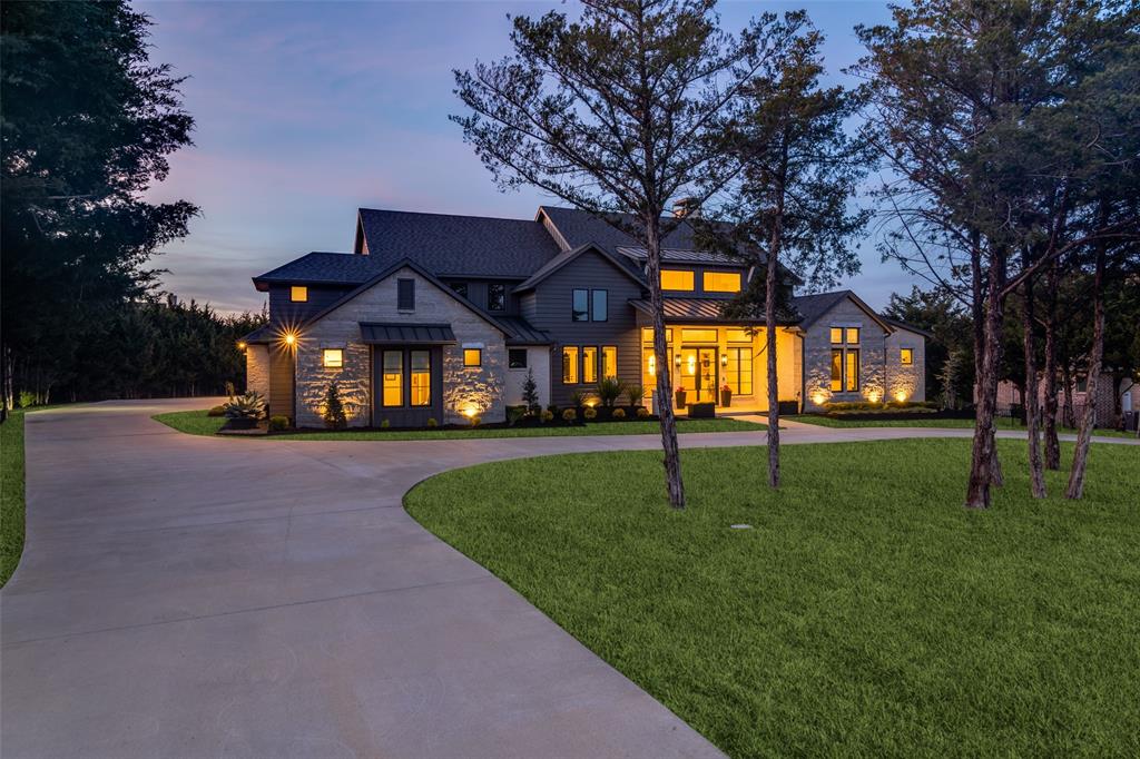 605 Shadow Wood Lane