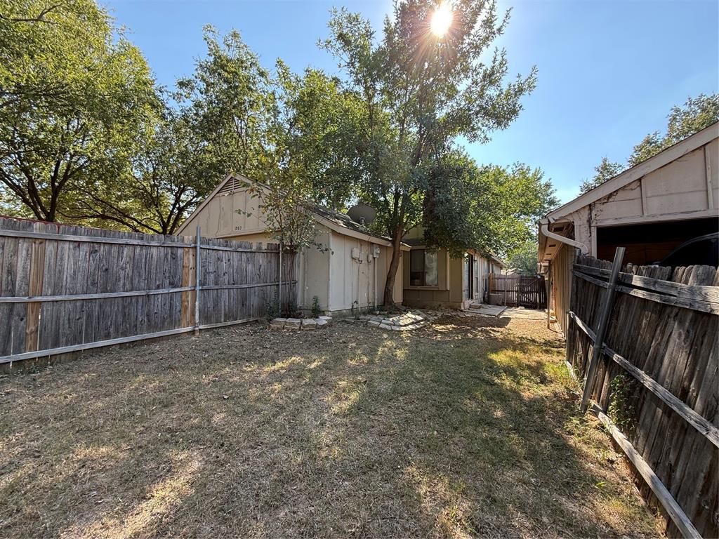 1803 Sherwood Place