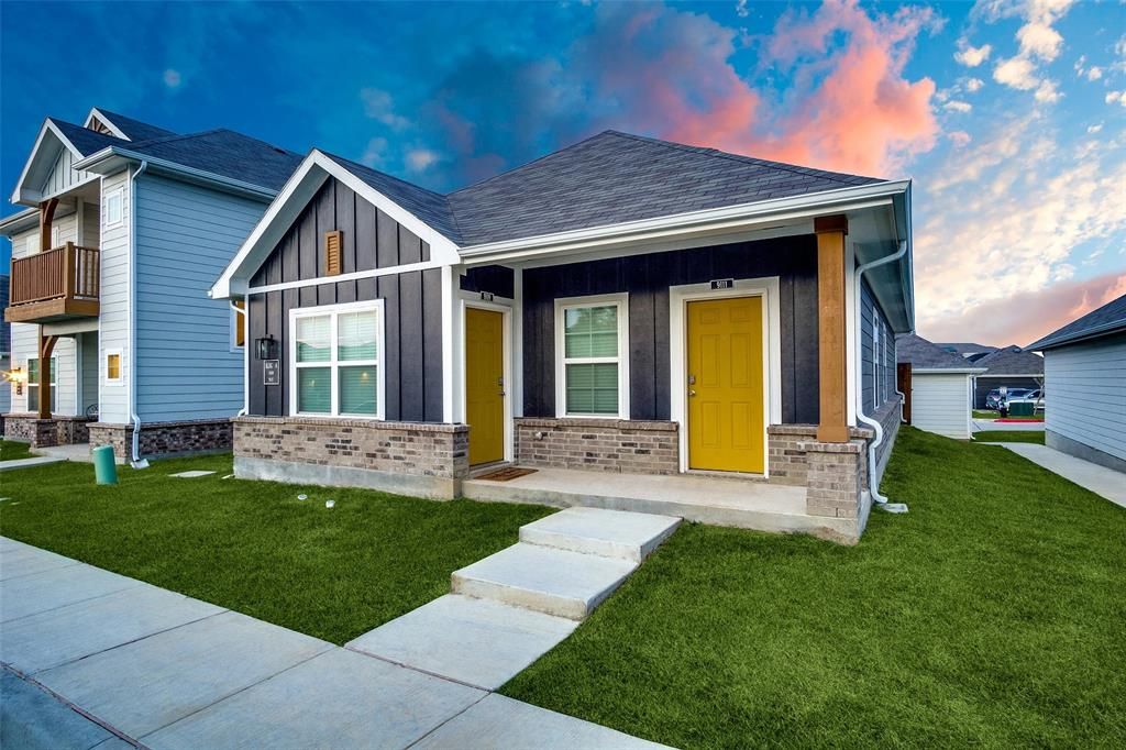 Photo of 5401 Barlean Ranch Rnch #44D, Fort Worth, TX 76123 (MLS # 21150808)