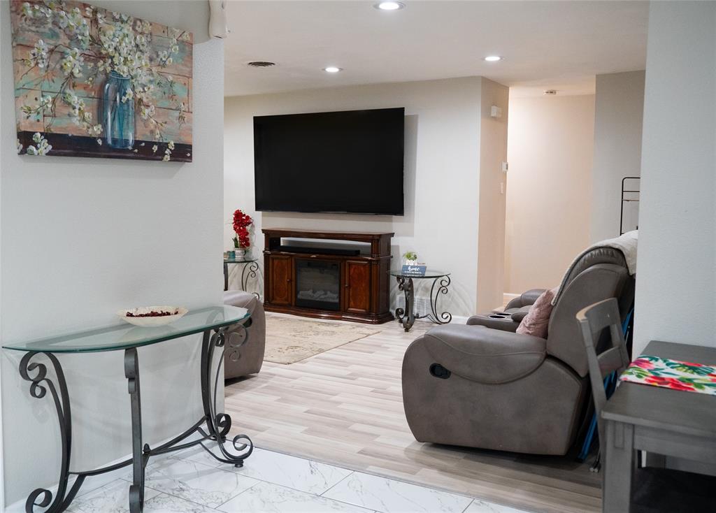 Bruton Terrace - Residential