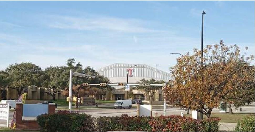 Six Flags Bus Park Add - Commercial Lease