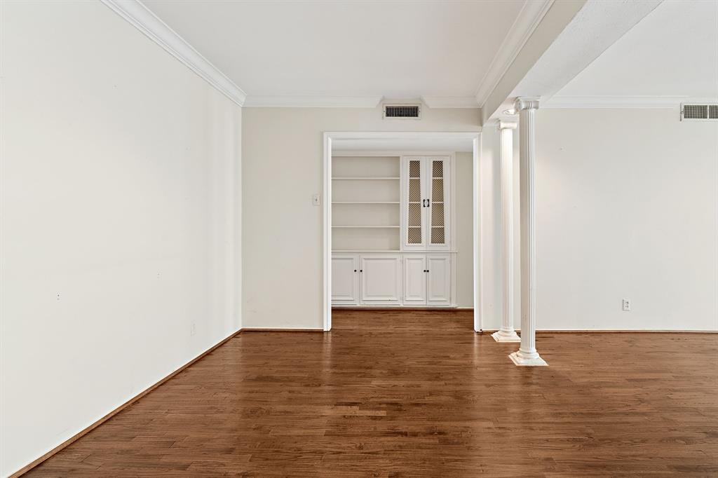 Diamond Head Condos - Residential Lease