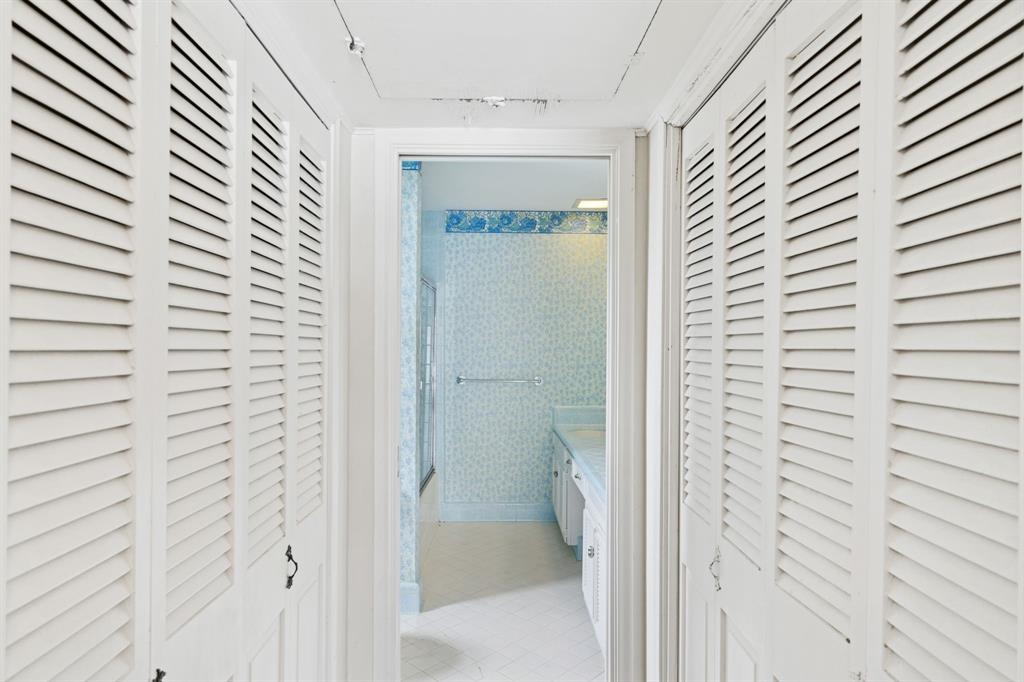 Diamond Head Condos - Residential Lease