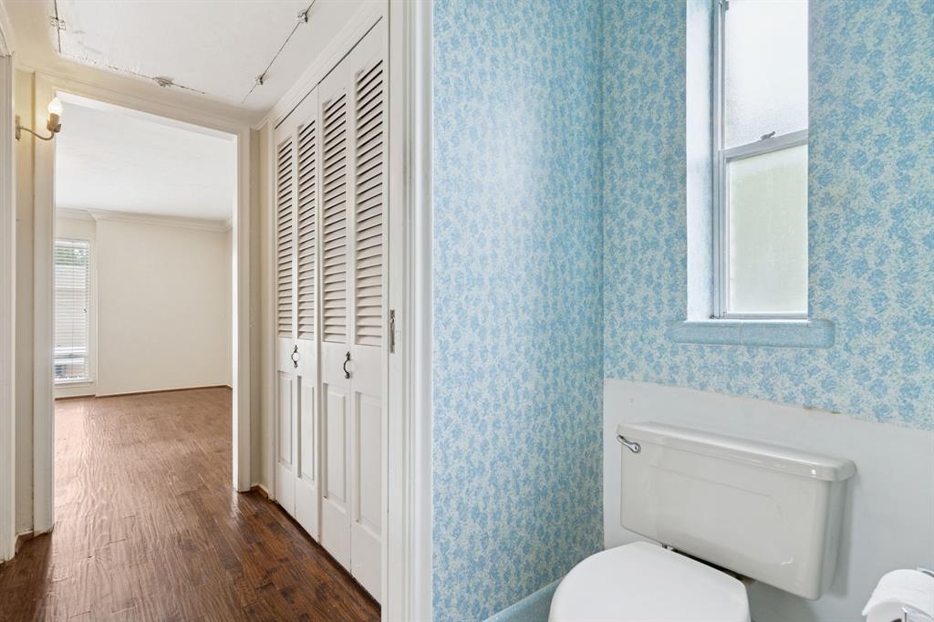 Diamond Head Condos - Residential Lease