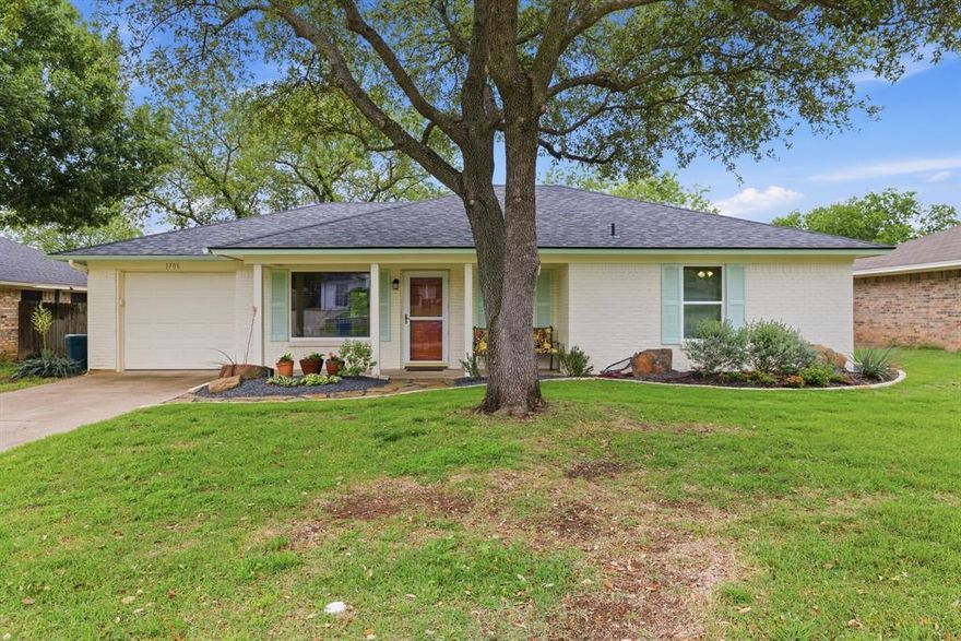 Beautifully maintained and truly move-in ready, this charming home shines with thoughtful updates throughout. Recent improvements include full exterior paint, updated shutters, fresh landscaping, a completely remodeled kitchen, and stylishly renovated bathrooms (with the exception of the primary shower). New carpet and elegant porcelain tile elevate the interior, while the removal and refinishing of popcorn ceilings create a clean, modern feel.

Most windows have been replaced, with the exception of the three along the back of the home. Enjoy your morning coffee on the inviting covered front porch or unwind in the peaceful, beautifully kept backyard.

Located just minutes from the historic Granbury Square, you’ll have quick access to dining, shopping, and all the conveniences that make this area so desirable.