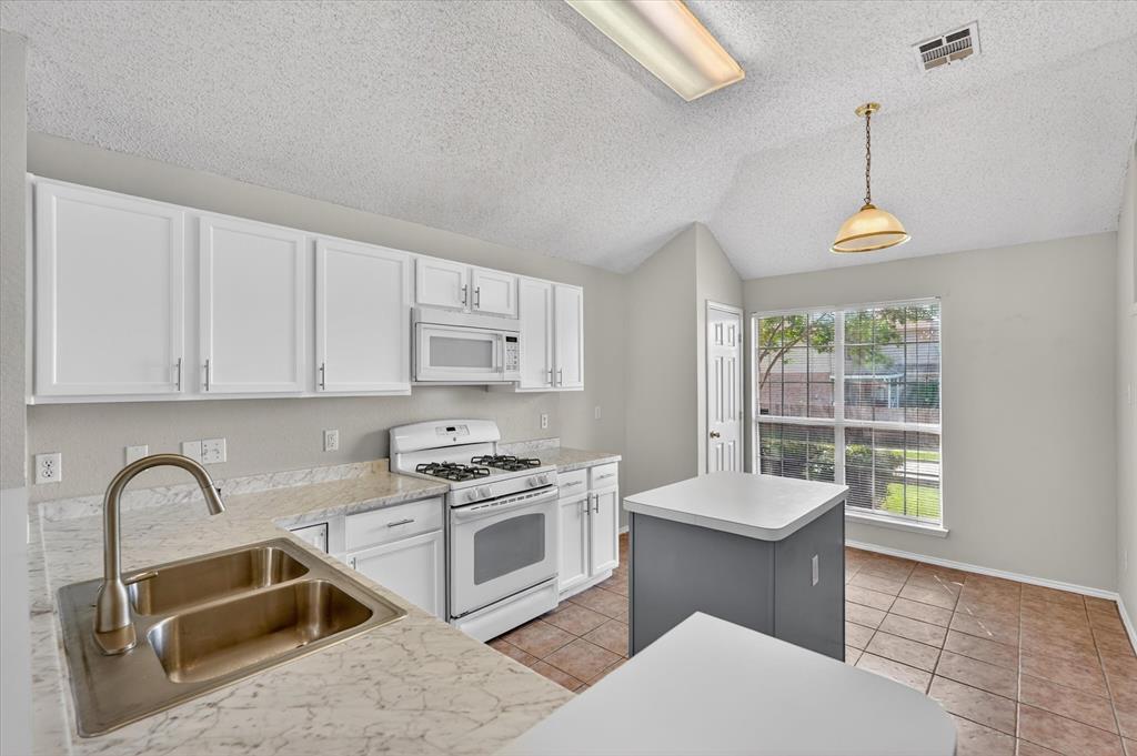 Creek Crossing Estates - Residential