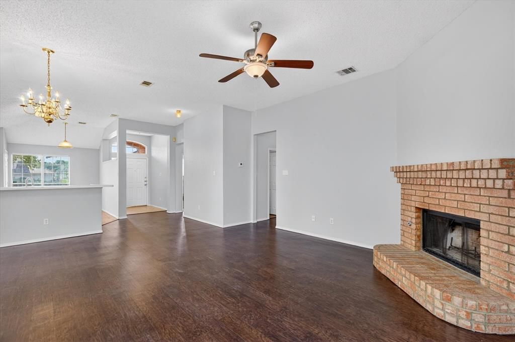 Photo of 830 Orian Drive, Mesquite, TX 75181 (MLS # 21247377)