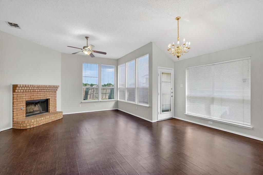 Photo of 830 Orian Drive, Mesquite, TX 75181 (MLS # 21247377)