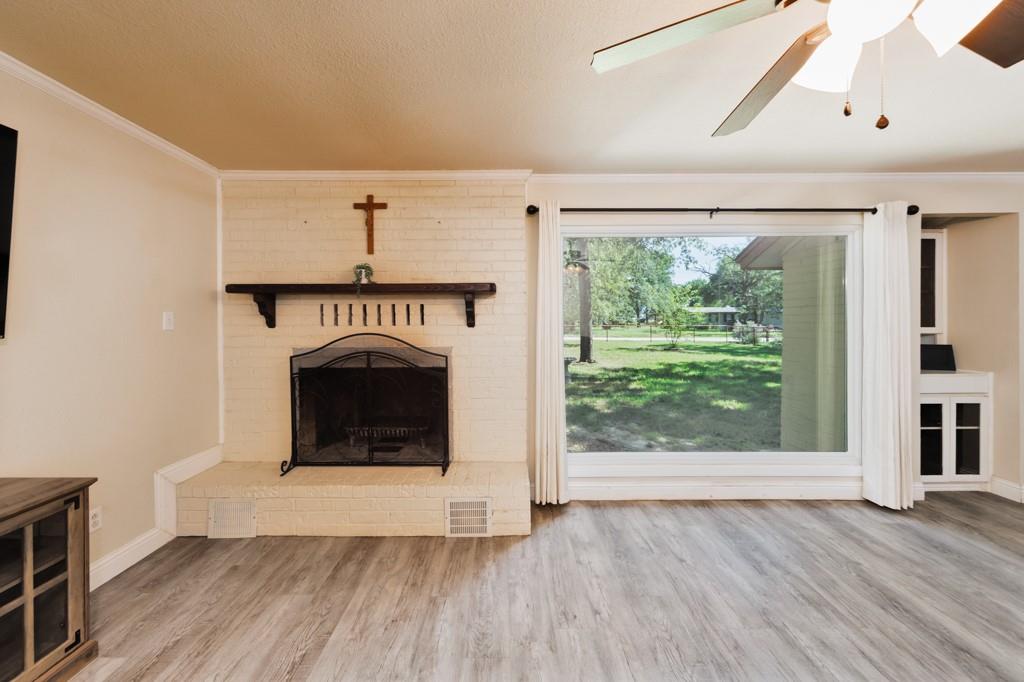 190 Private Road 1313