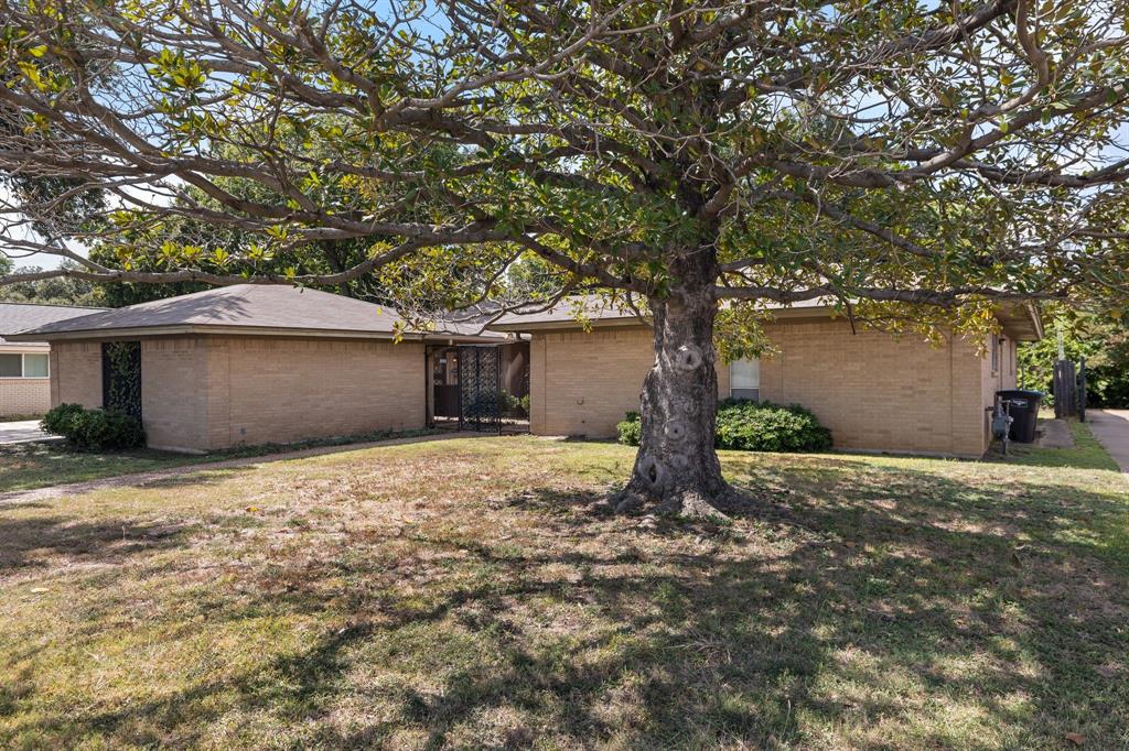4806 South Drive