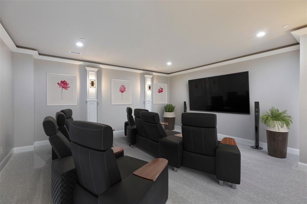 Royal Crest - Residential