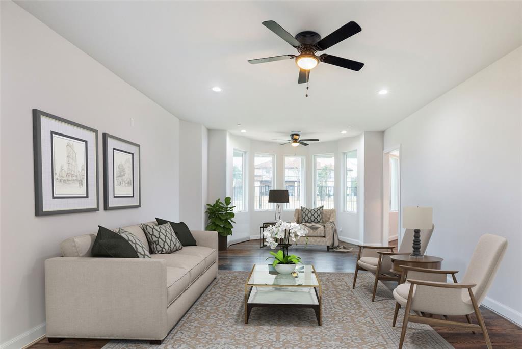 Royal Crest - Residential