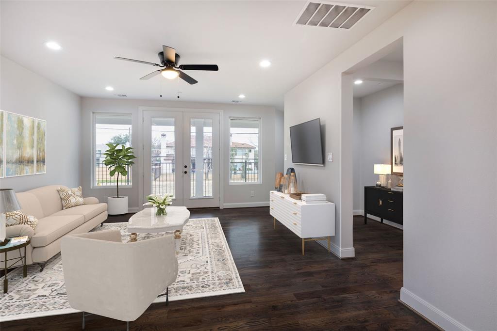 Royal Crest - Residential