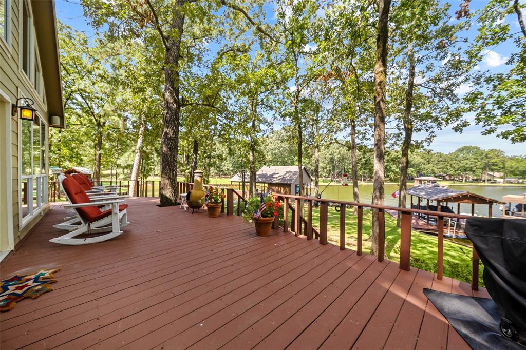 Twin Cove Estate - Residential