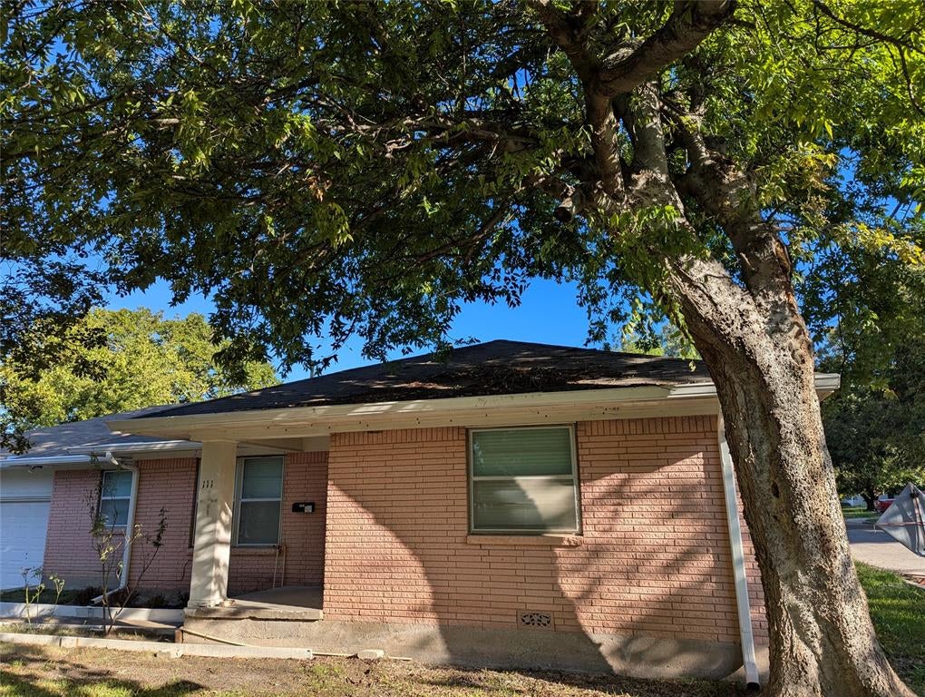 111 Murchison Street