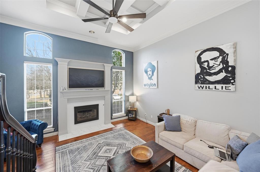 2817 Kingswood Drive