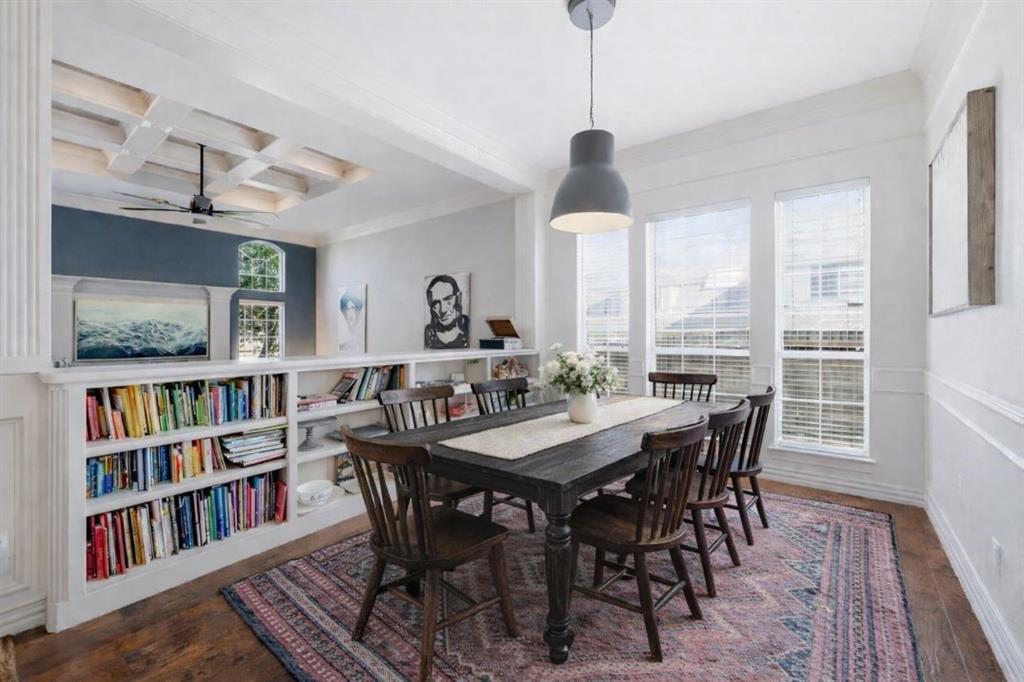 2817 Kingswood Drive