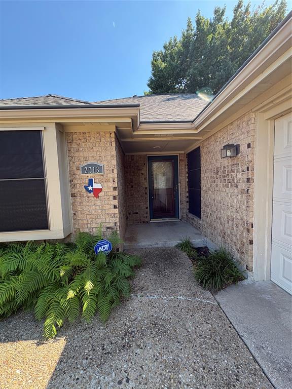 2713 Laurel Oaks Drive