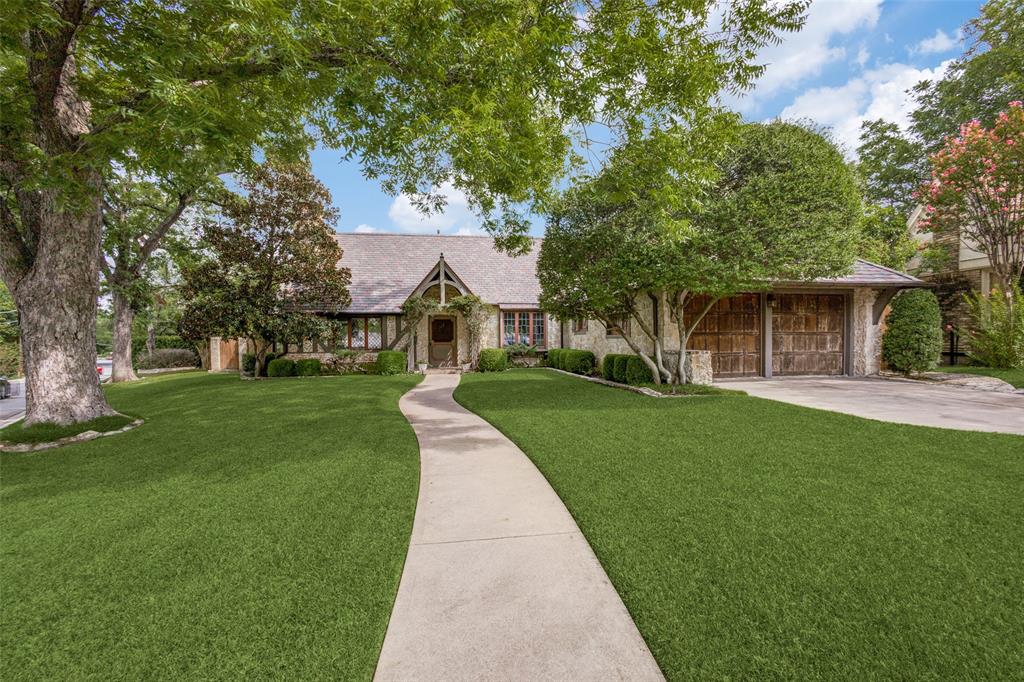 Country Club Estates - Residential