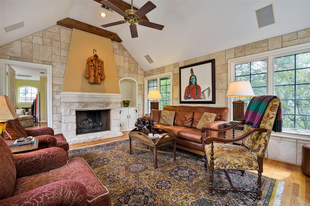 Country Club Estates - Residential