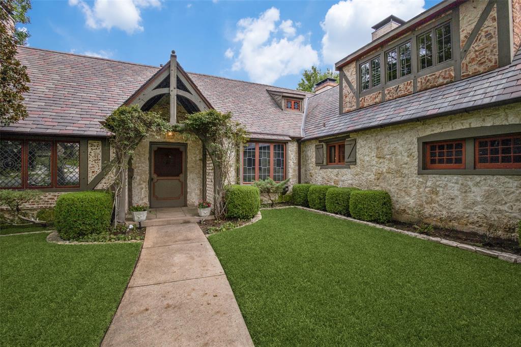 Country Club Estates - Residential