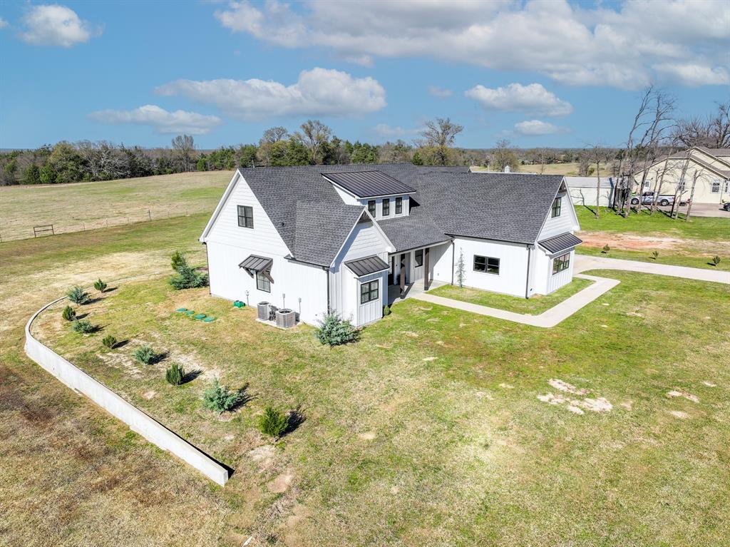 M&M RANCH - Residential