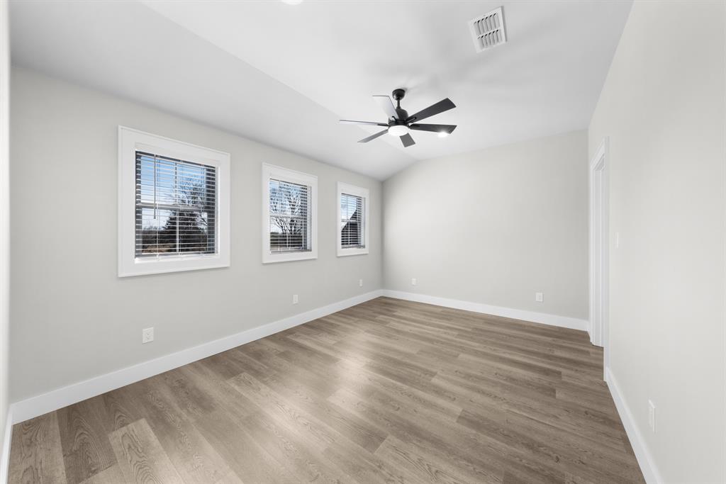 M&M RANCH - Residential