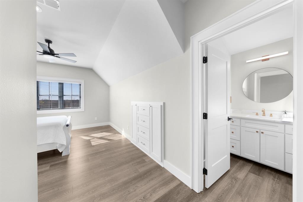 M&M RANCH - Residential