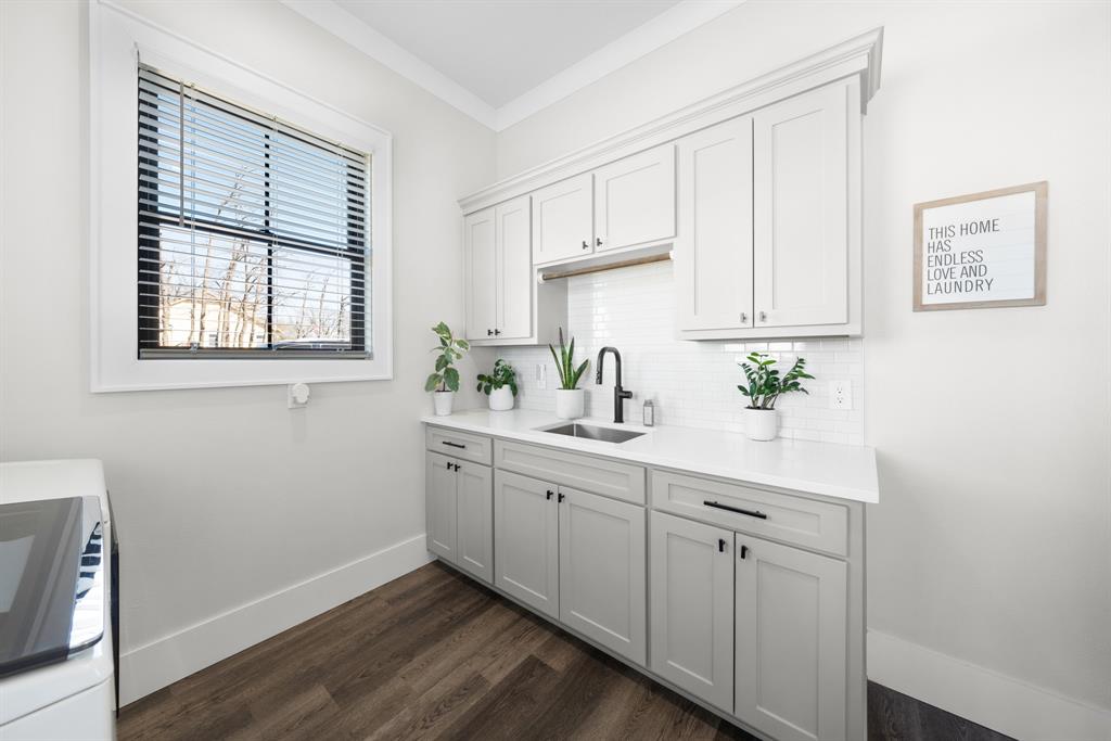 M&M RANCH - Residential