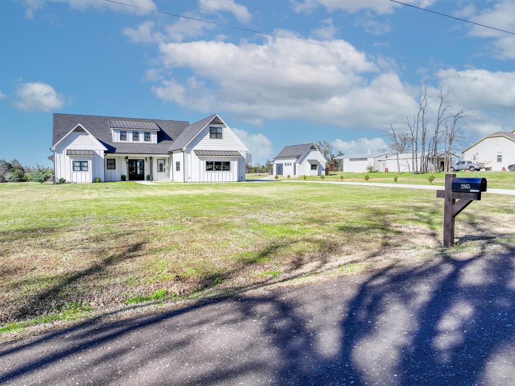 M&M RANCH - Residential