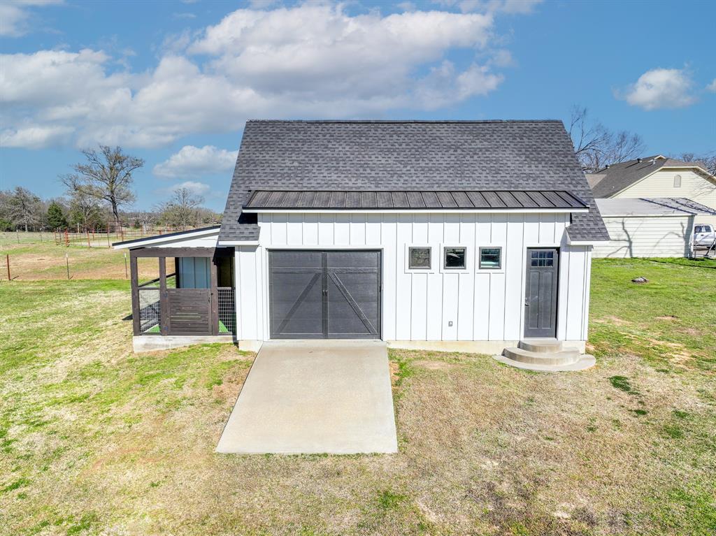 M&M RANCH - Residential