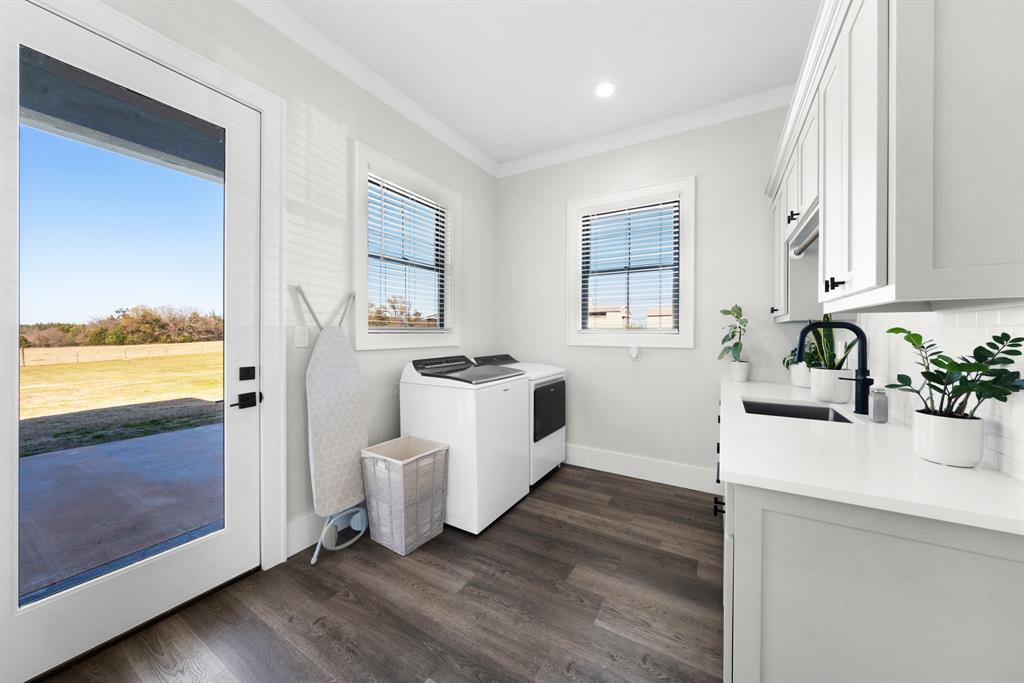 M&M RANCH - Residential