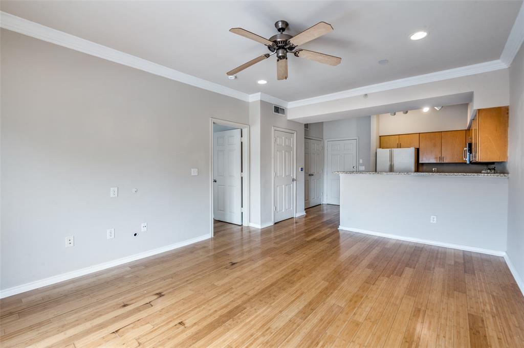 3102 Kings Road 2308