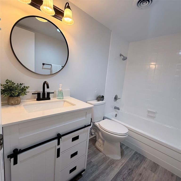 Towneoaks Terrace Condo - Residential