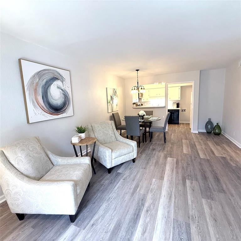 Towneoaks Terrace Condo - Residential