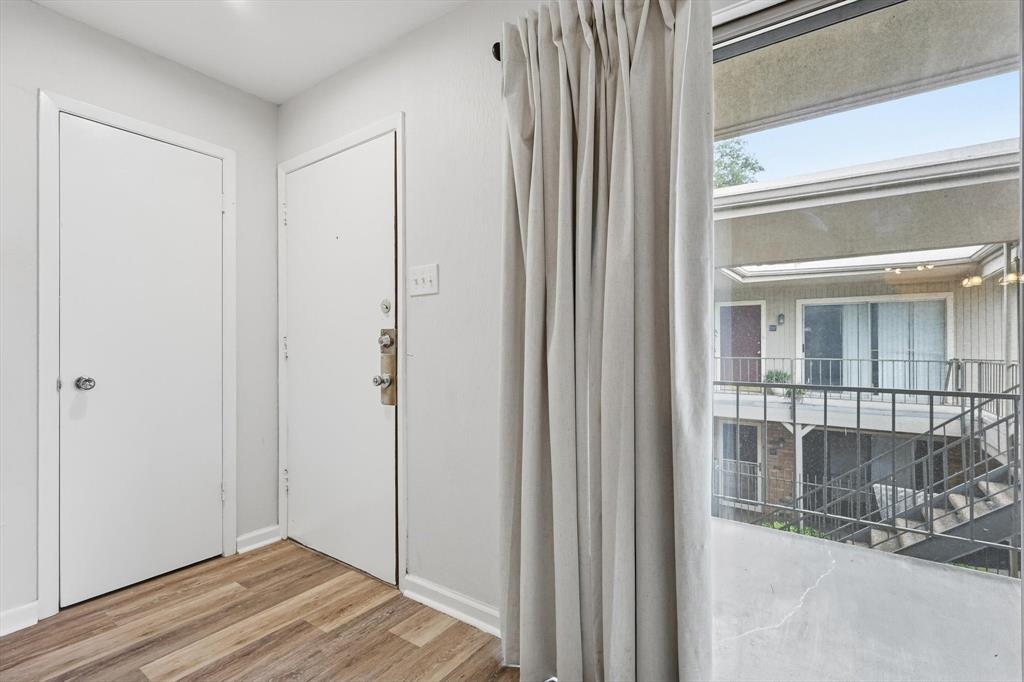 Towneoaks Terrace Condo - Residential