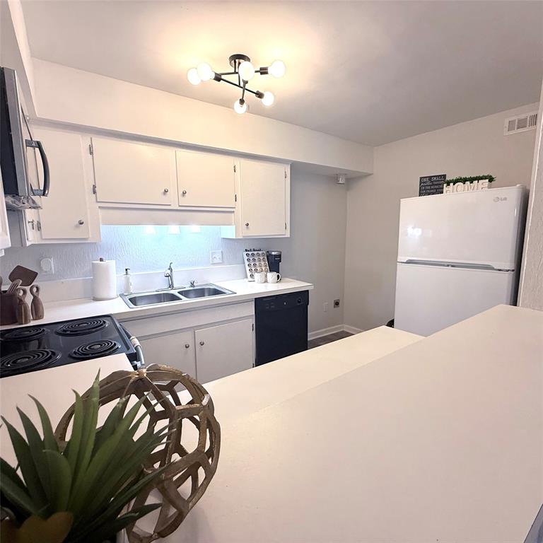 Towneoaks Terrace Condo - Residential