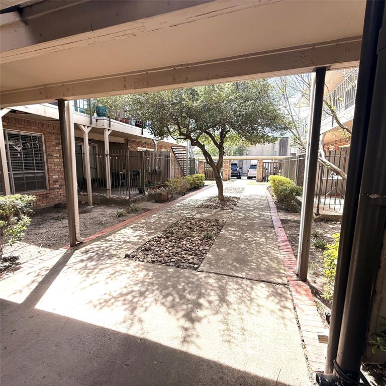 Towneoaks Terrace Condo - Residential