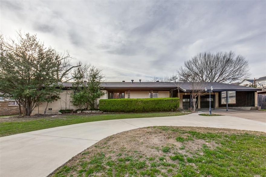 Wonderful family home on almost a half and acre! Located in a central location and close to restaurants, shopping, entertainment and up the street from the newest Elementary School in BISD! Open concept with two bedrooms having en suite bathrooms. Two extra rooms, once sunrooms of over 500 square feet not included in square footage, have been converted with HVAC added and can be used in a multitude of ways. Plenty of parking in front. Inside and outside HVAC system replaced in June 2020. Roof was replaced July 2022. This is the perfect family home. Please be mindful of the steep slope on the end of the circle driveway. The city of Richland Hills said that it had to be that way.