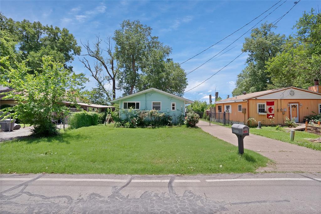 Lake Weatherford - Residential