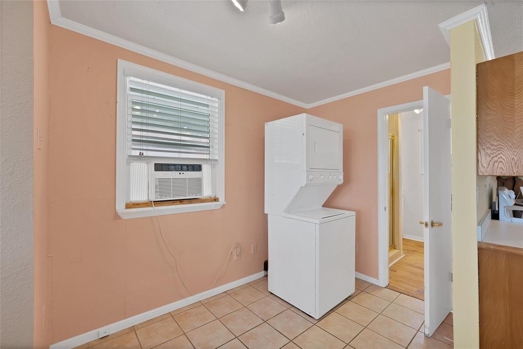 Lake Weatherford - Residential