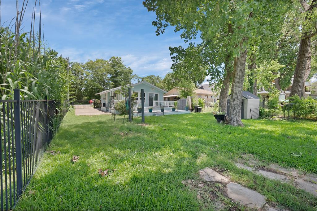 Lake Weatherford - Residential