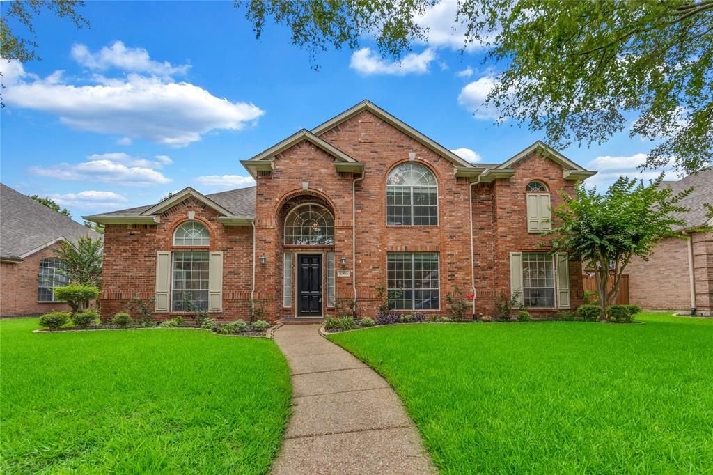 Photo of 8305 Bartley Circle, Plano, TX 75025 (MLS # 21300005)