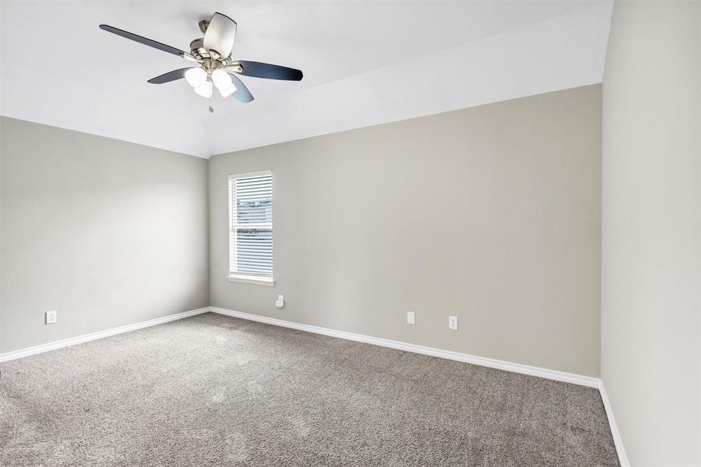 Fort Worth, Texas 76244, United States, 4 Bedrooms Bedrooms, ,3 BathroomsBathrooms,Residential,Pending,120568